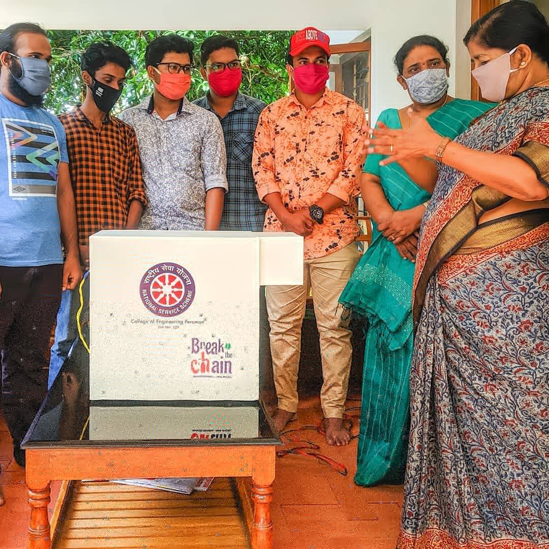 Inauguration of the NSS-built sanitizer dispenser by Minister Smt. J. Mercykutty Amma at College of Engineering Perumon, July 2020